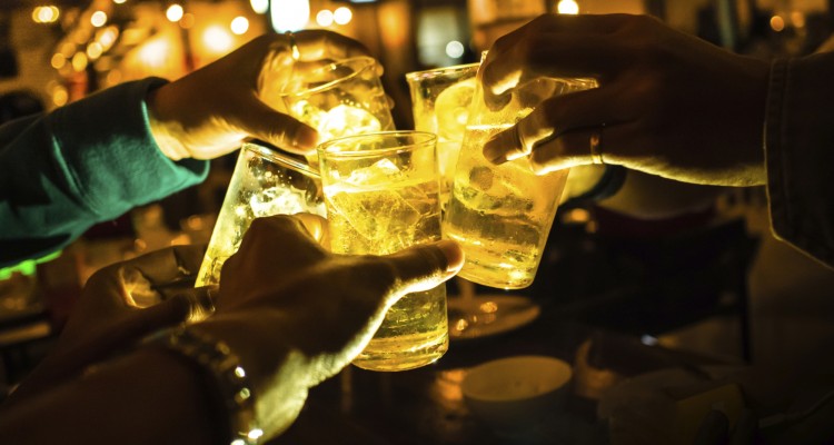 6 Late Night Happy Hours in New York City